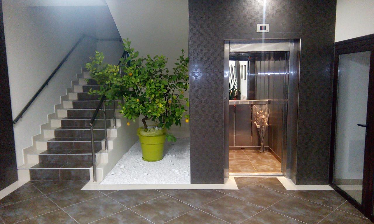 Hotel-Clinic Dr. Gechevi พาเวลบันยา ภายนอก รูปภาพ